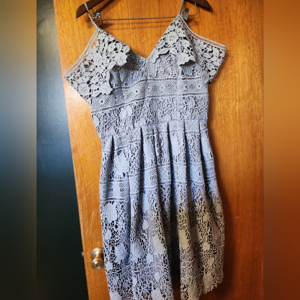 Chi chi London Dress